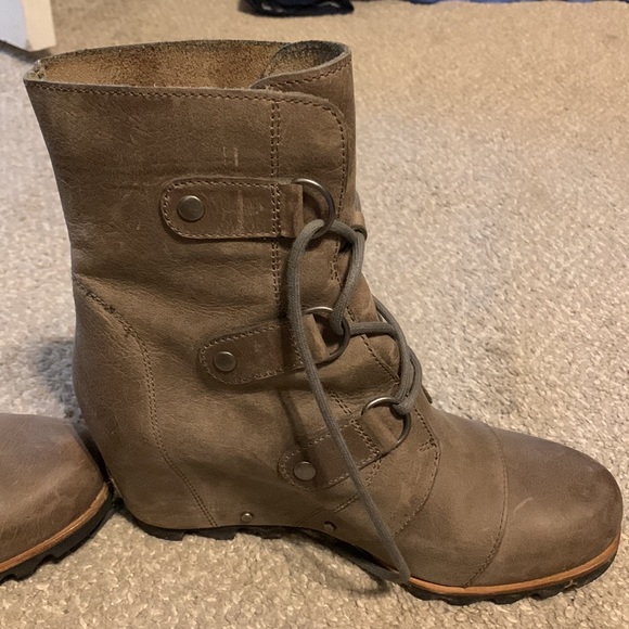 Sorel grey wedge boots size 9 - Picture 5 of 7